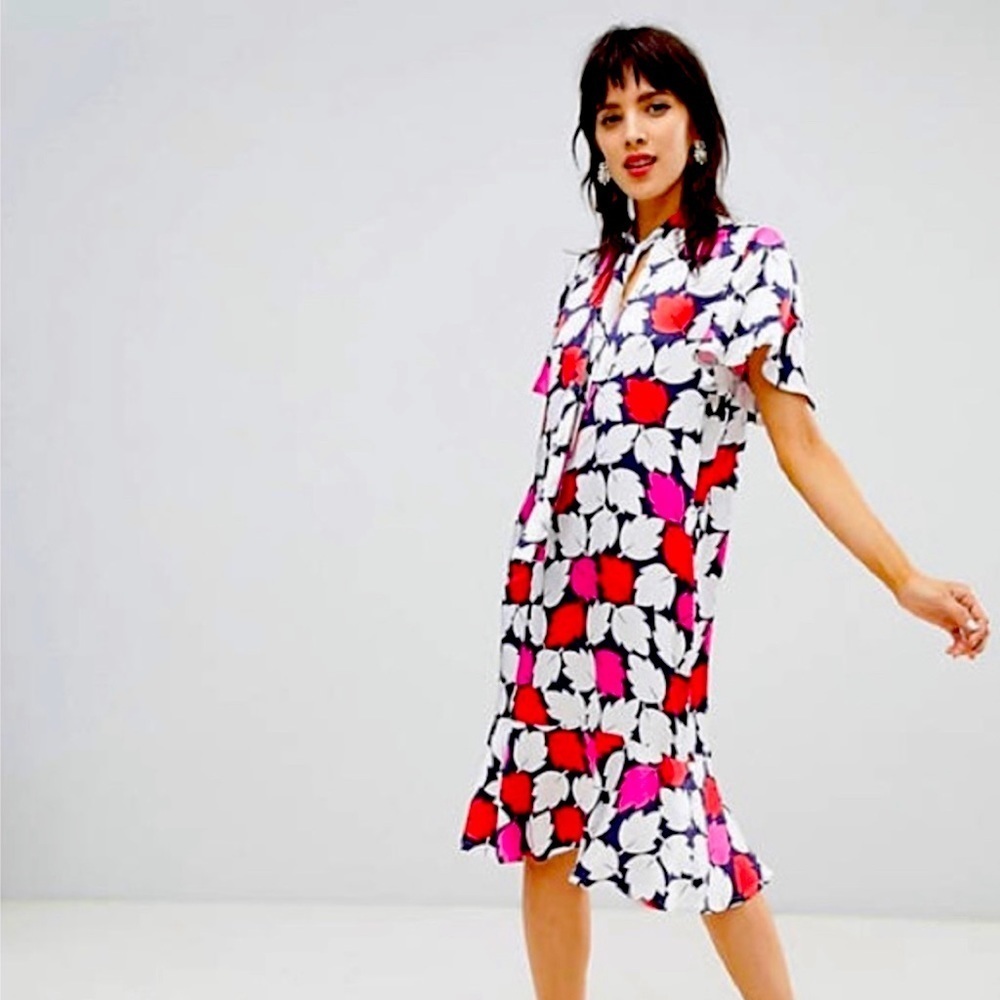Resume Flora ruffled hem leaf print flutter sleeve Dress